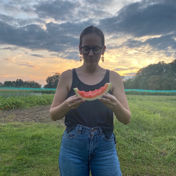 Meet your Posher, Brooke - Picture 1 of 5